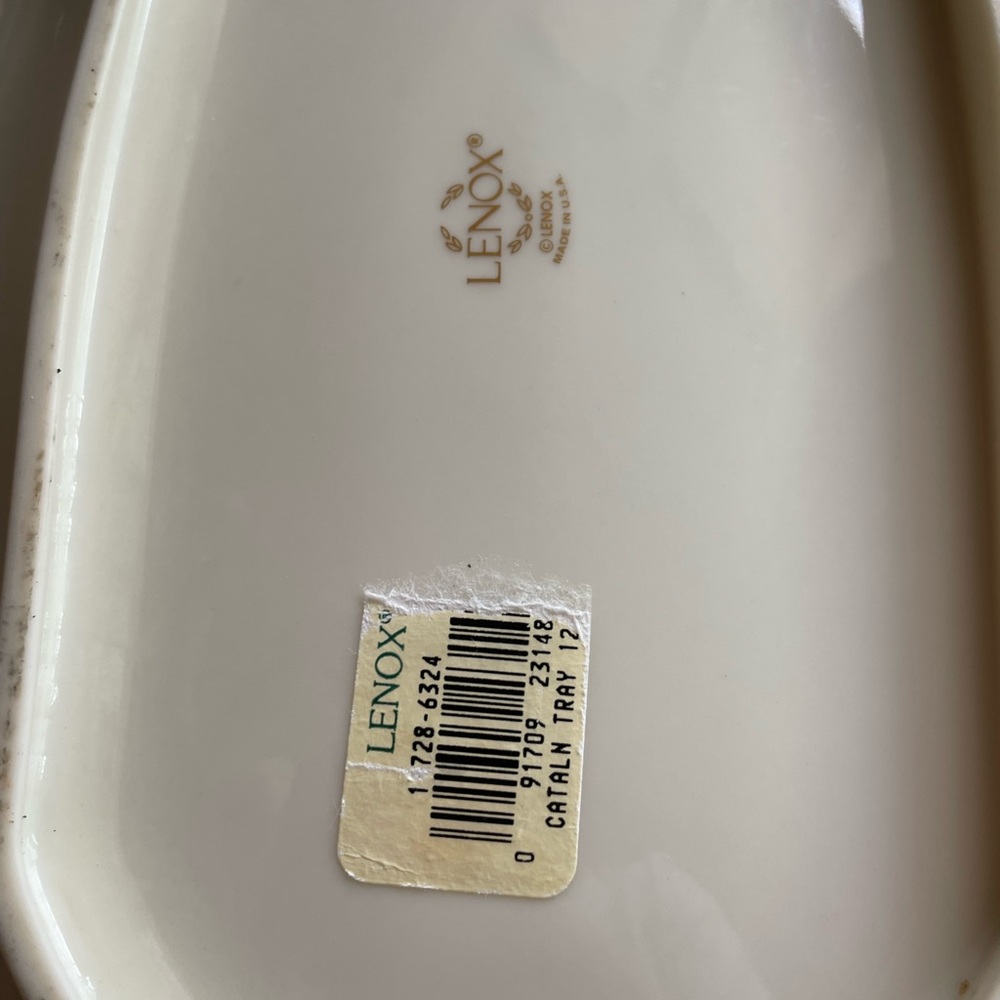 Lenox Catalan Collection rectangular tray. - Picture 2 of 4